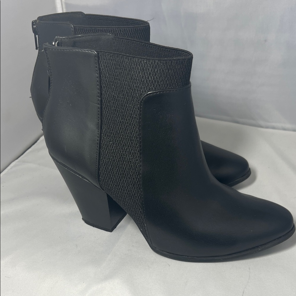 Apt. 9 Black Textured Ankle Booties